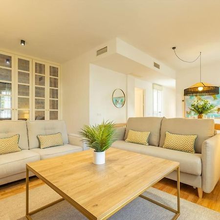 Triana Deluxe By Valcambre Apartment Sevilla Bagian luar foto
